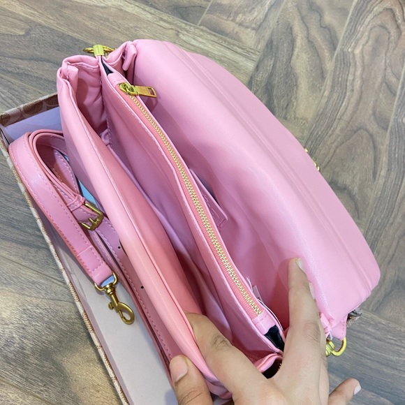 Pink Coach cushion bag | medium sized | A1 first copy - Picture 4 of 4